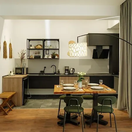 14 - New Building & Parking Βουκουρέστι