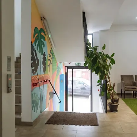 14 - New Building & Parking ブカレスト